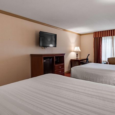 Best Western Plus Morristown Inn-Florham Park Экстерьер фото