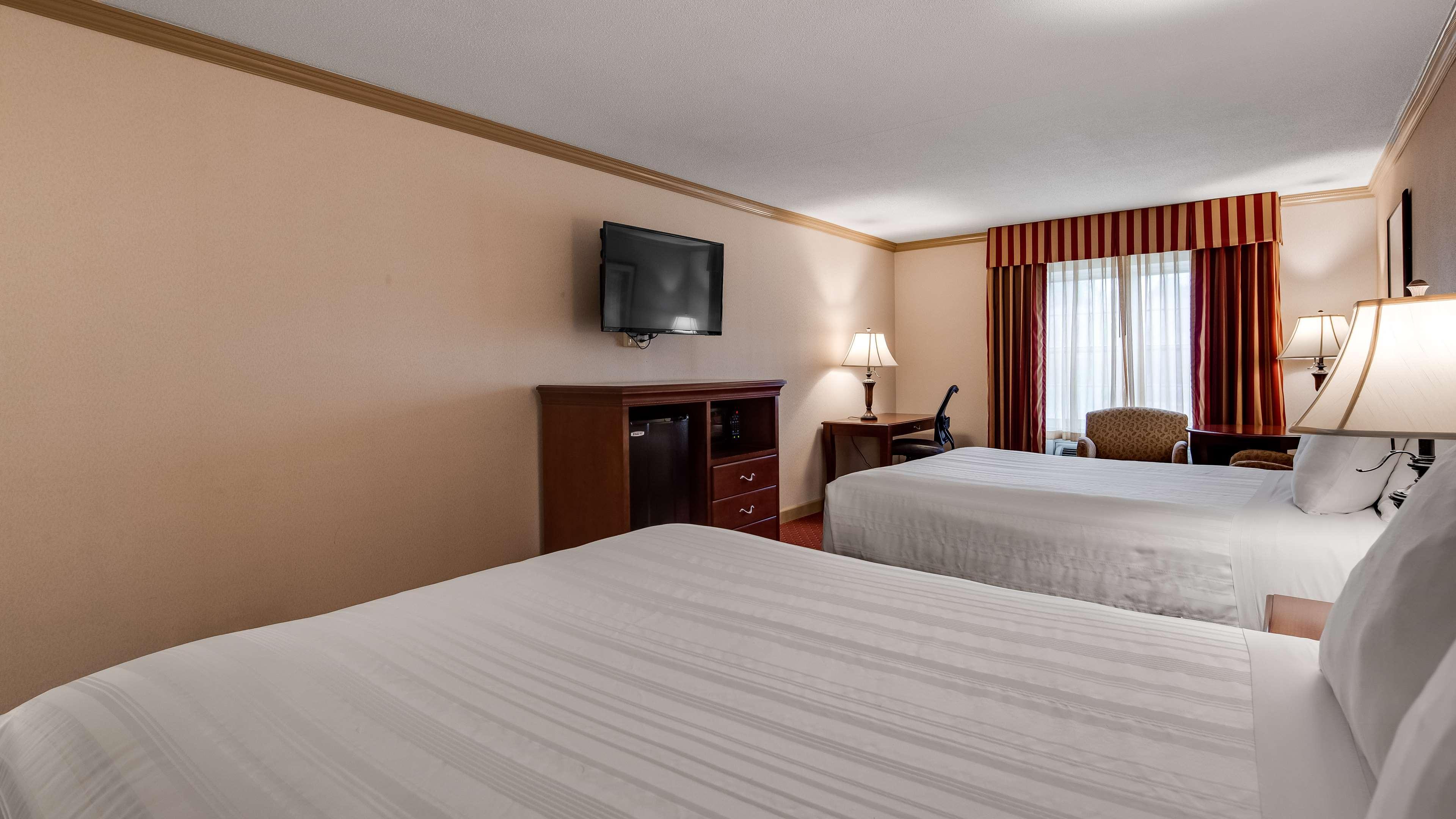 Best Western Plus Morristown Inn-Florham Park Экстерьер фото