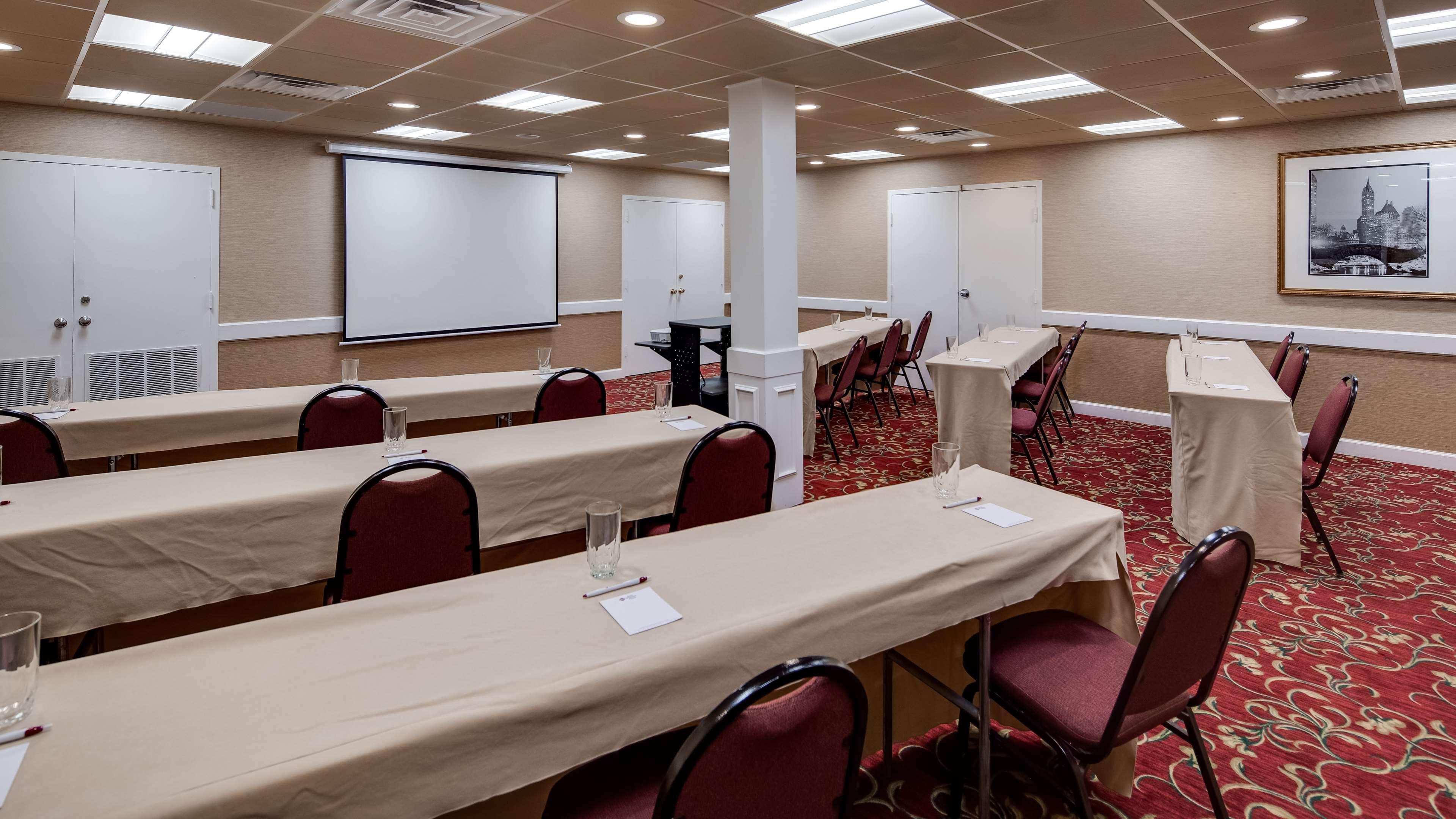 Best Western Plus Morristown Inn-Florham Park Экстерьер фото